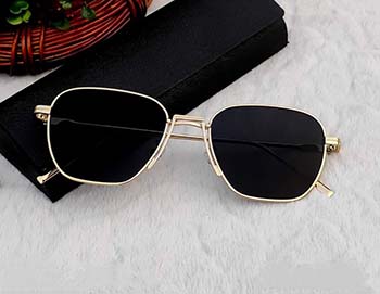 New Fashionable Rectangle Devid Becham Eyewear Frame for Men golden